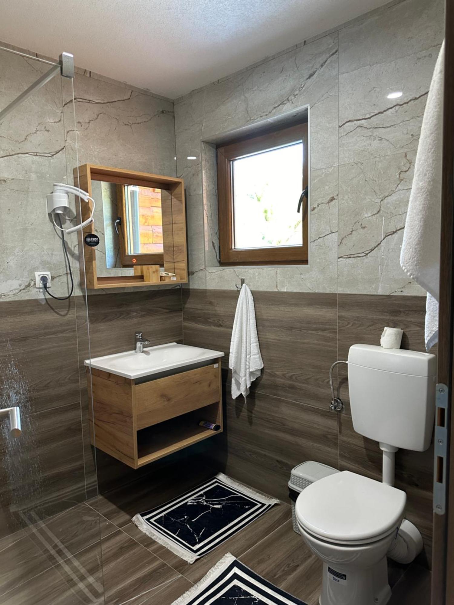 Bungalow House - 5 Rooms Zolaci Exteriér fotografie